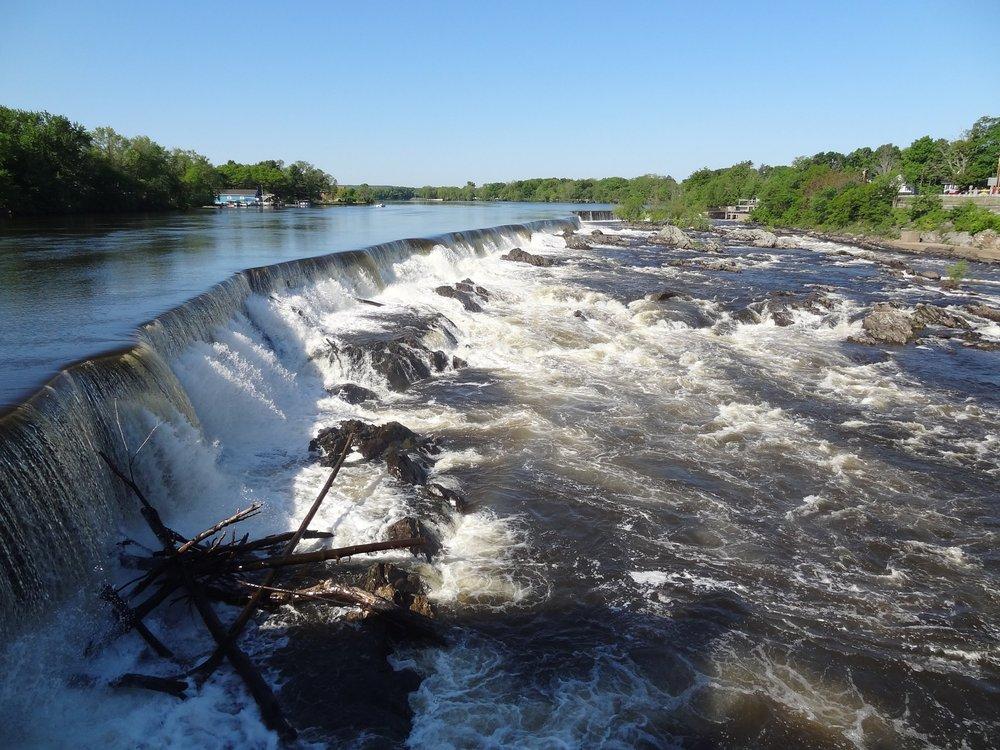 Image of Pawtucket Falls, Dracut, Massachusetts Courtesy of Wikipedia Commons